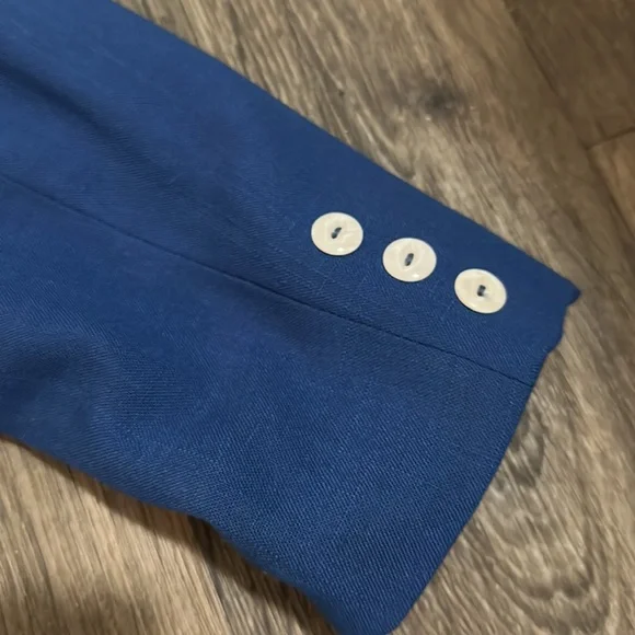 Vintage suit with skirt - Picture 7 of 8